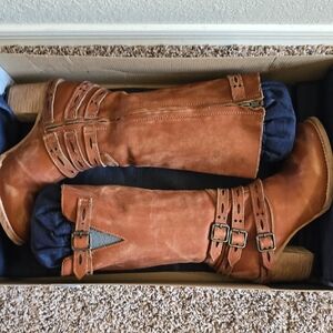 Freebird by Steven Heeled Boots Size 9